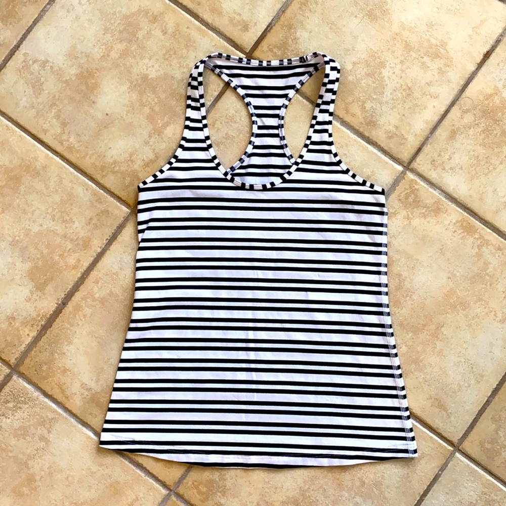 Lululemon tank